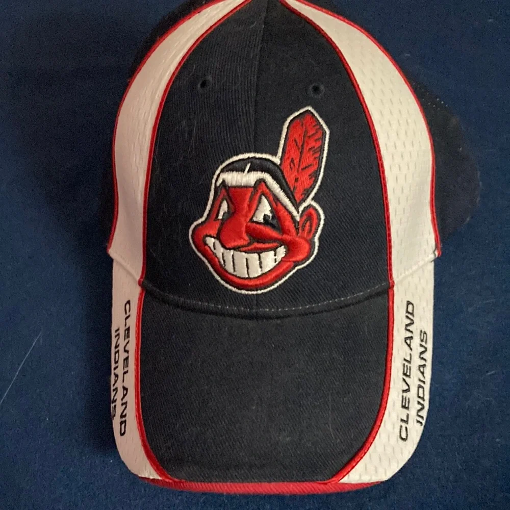 Cleveland Indians baseball hat
In good condition - Picture 1 of 5